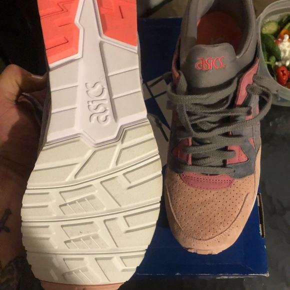 ASICS gel - Picture 3 of 3